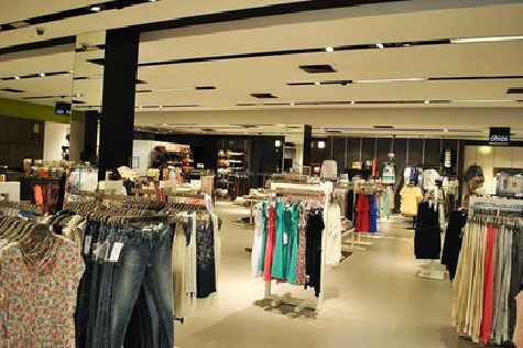 雷山商场里的店面怎么装修？